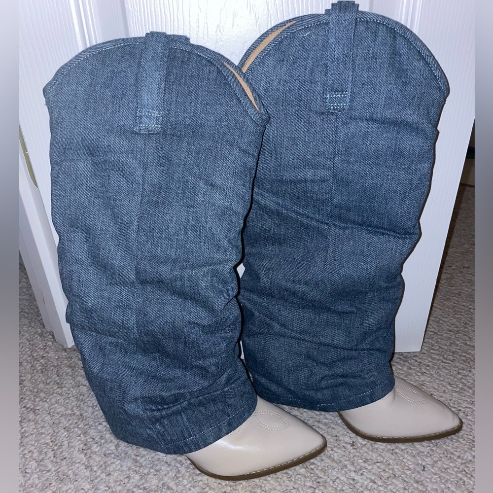 TOP Moda Blue and Beige Heeled Boots